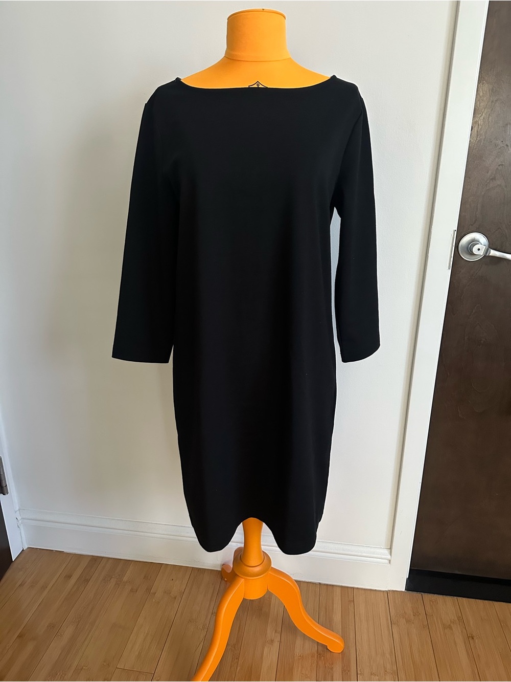 GAP black shift dress long sleeve sz M